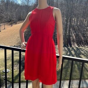 Amadi gorgeous red honeycomb texture silky dress keyhole back & covered buttons